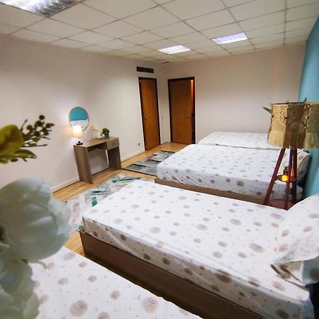 Garden City Apartment In Downtown Кайро Екстериор снимка